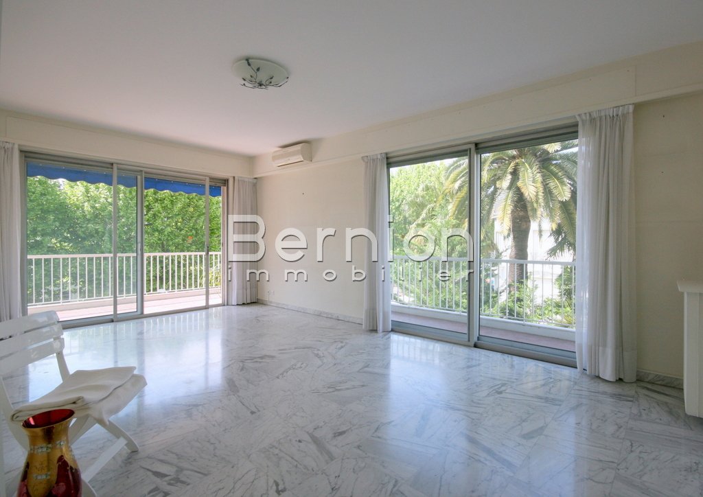 SOLD 2 Bedroom Apartment in Nice Cimiez / photo 3 SOLD 2 Bedroom Apartment in Nice Cimiez / photo 3