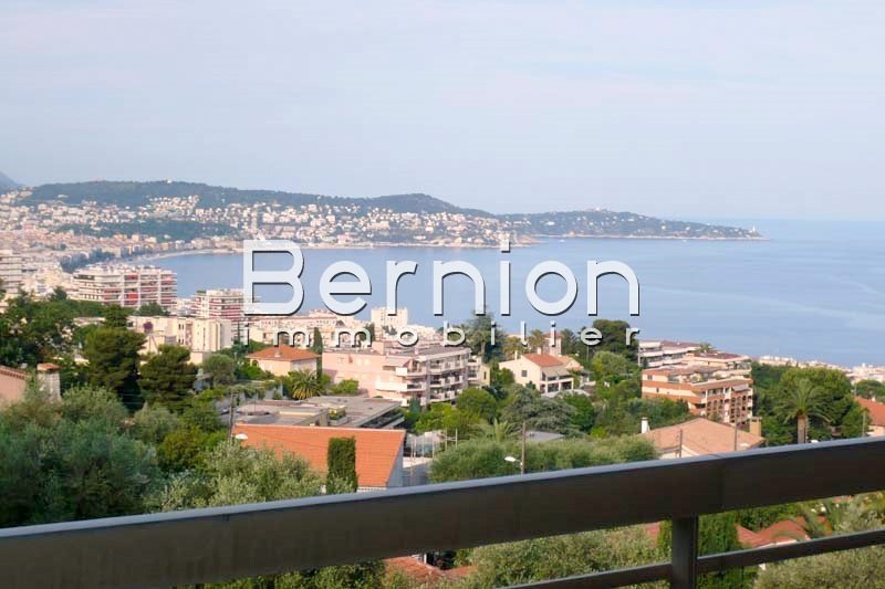 SOLD 118 m2 Top Floor 2 Bedrooms Apartment with Sea View in Nice / photo 1