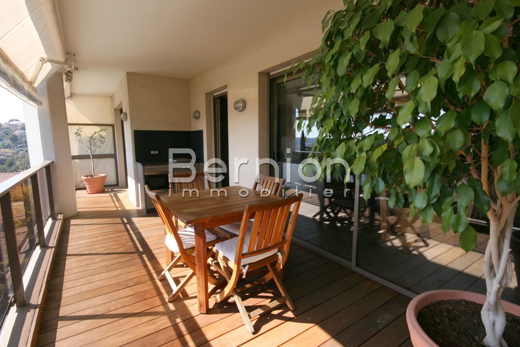 SOLD Nice Cimiez 3 Bedrooms Apartment with Terrace / photo 6