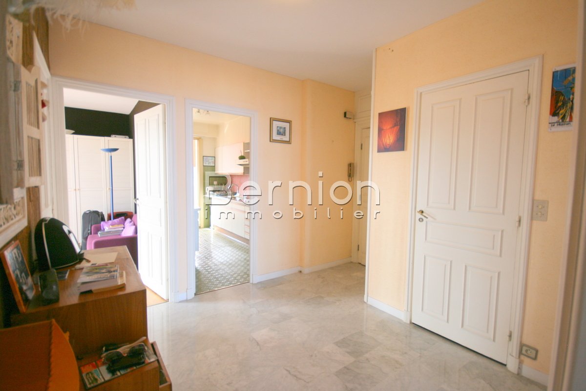 SOLD Nice topfloor 2 bedrooms apartment with amazing sea view / photo 4 SOLD Nice topfloor 2 bedrooms apartment with amazing sea view / photo 4