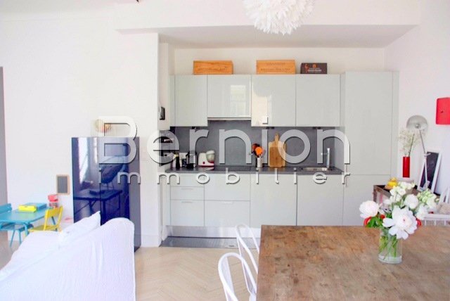 For Sale Beautiful 2 Bedrooms apartment in Nice City Center With Balcony / photo 5