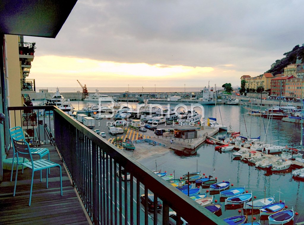 RENTED Nice’s harbor 2 bedroom apartment with balcony and sea view / photo 4