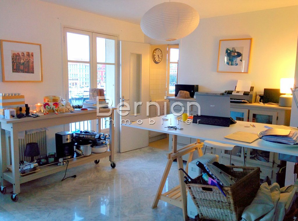 RENTED Nice’s harbor 2 bedroom apartment with balcony and sea view / photo 3