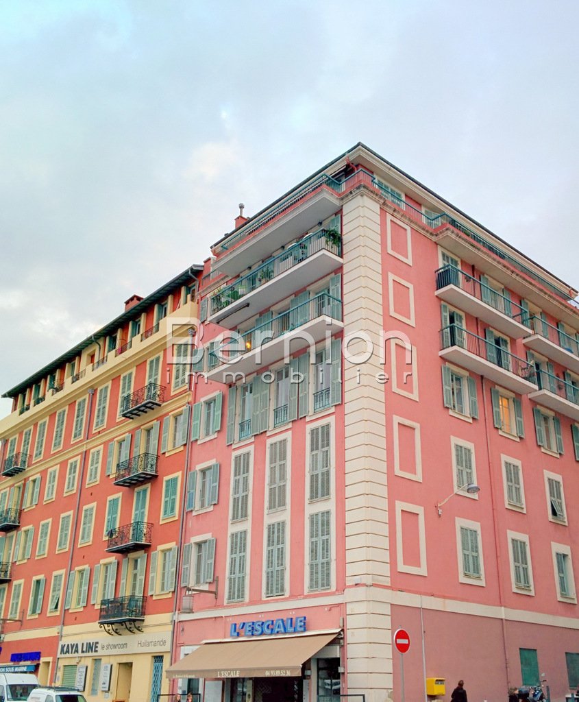 RENTED Nice’s harbor 2 bedroom apartment with balcony and sea view / photo 5
